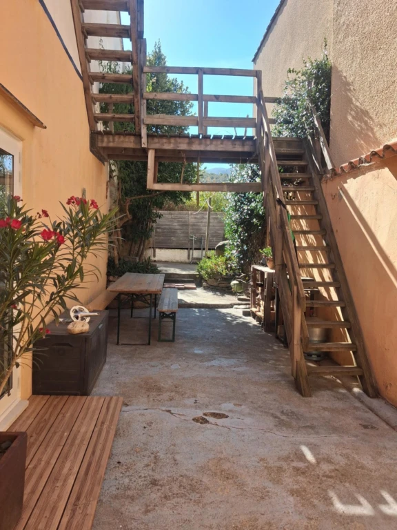 Photo 20