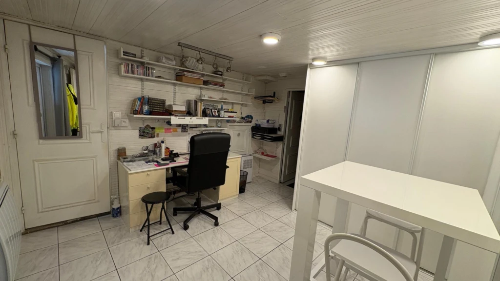 Photo 13