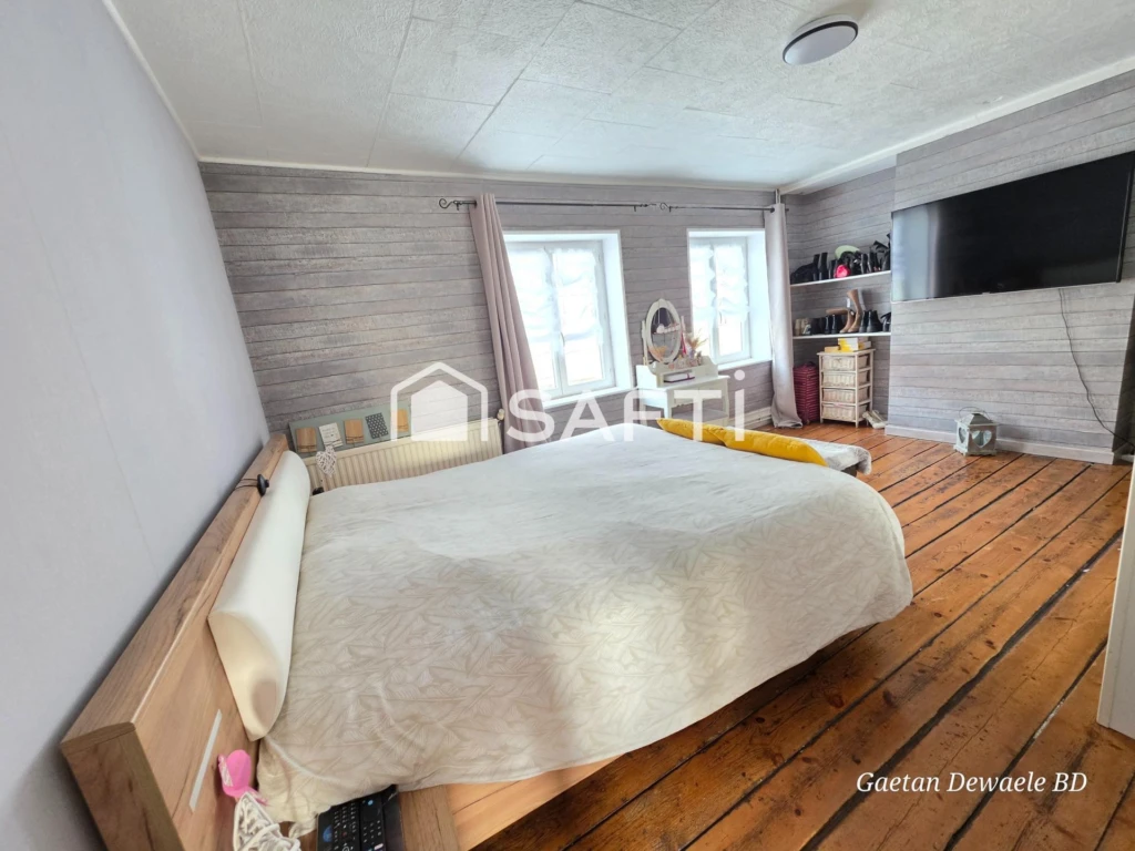 Photo 6