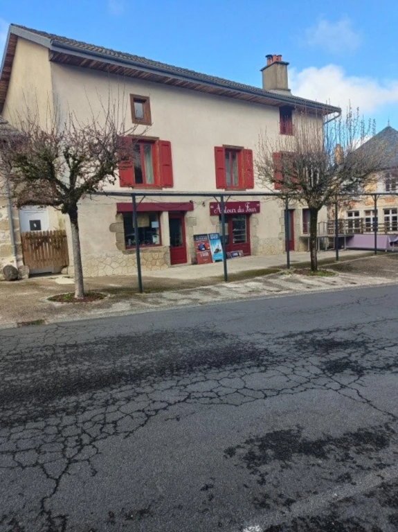 Photo 6