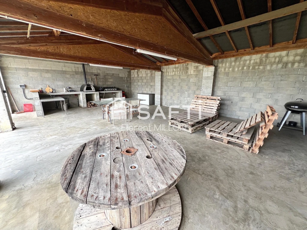 Photo 20
