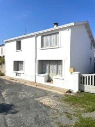 Façade maison centre bourg - Le Grand Village plage