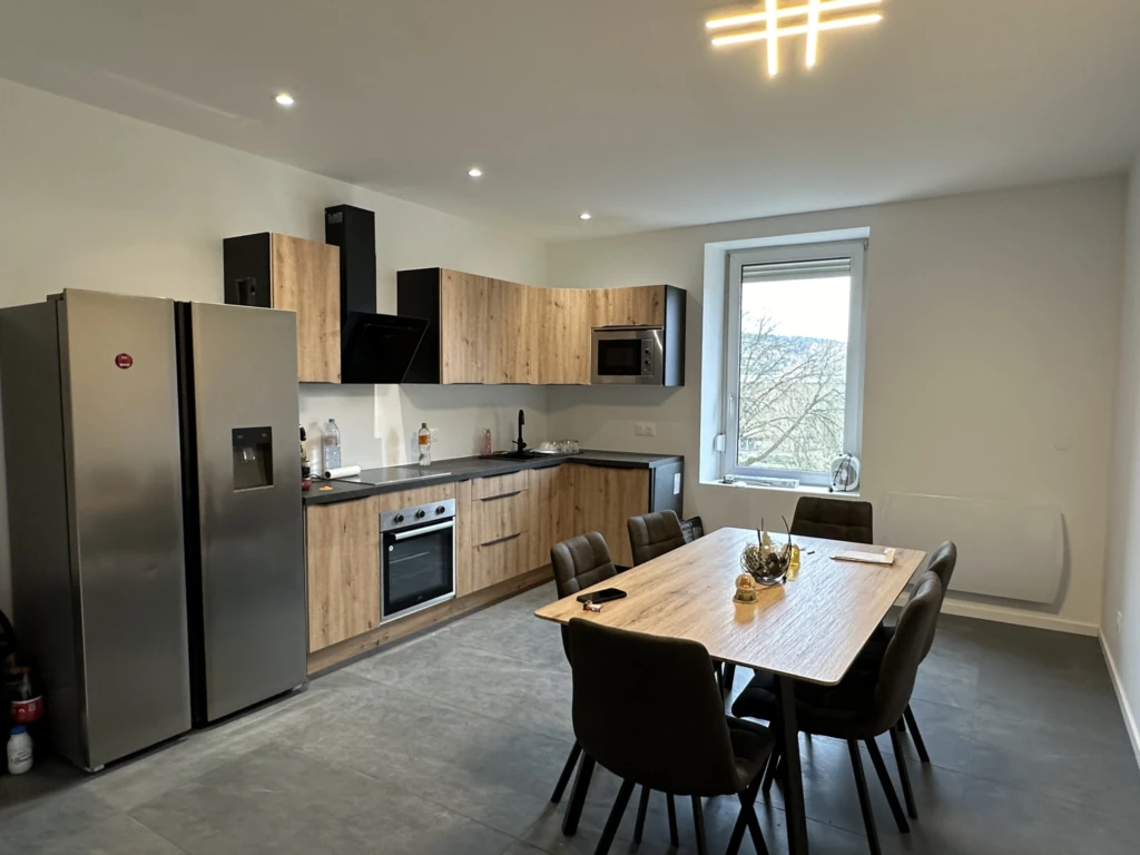 Hayange - Maison rénovée 78m2, 3 chambres , jardin et garage