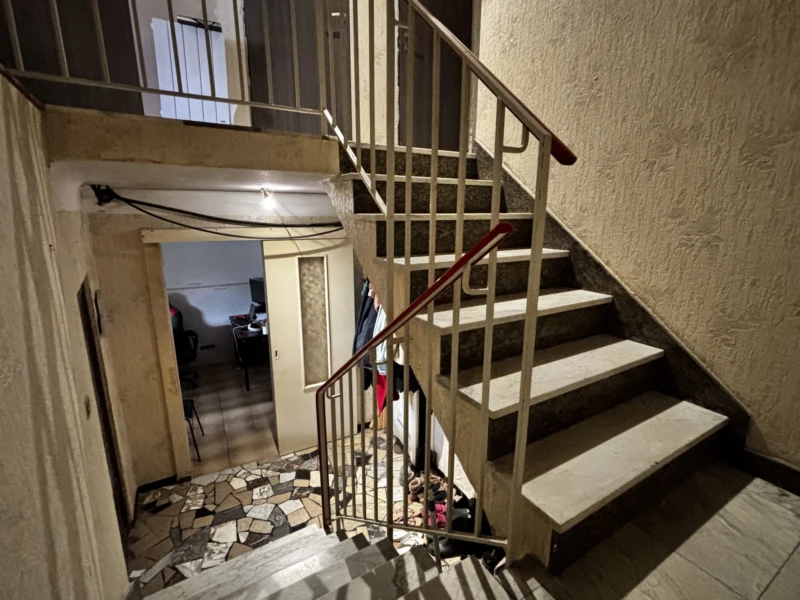 Luttange - maison 135m2 sur terrain 547m2, 3 chambres, véranda, dépendances, grenier et combles
