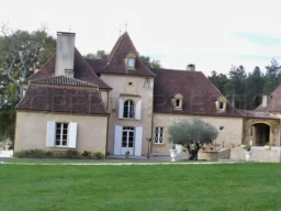 DORDOGNE MANOIR DU XVème 24 HA ETANG PUITS 2