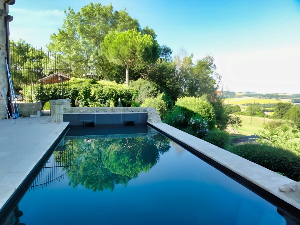 LOT ET GARONNE DOMAINE XVème 35 HECTARES 15
