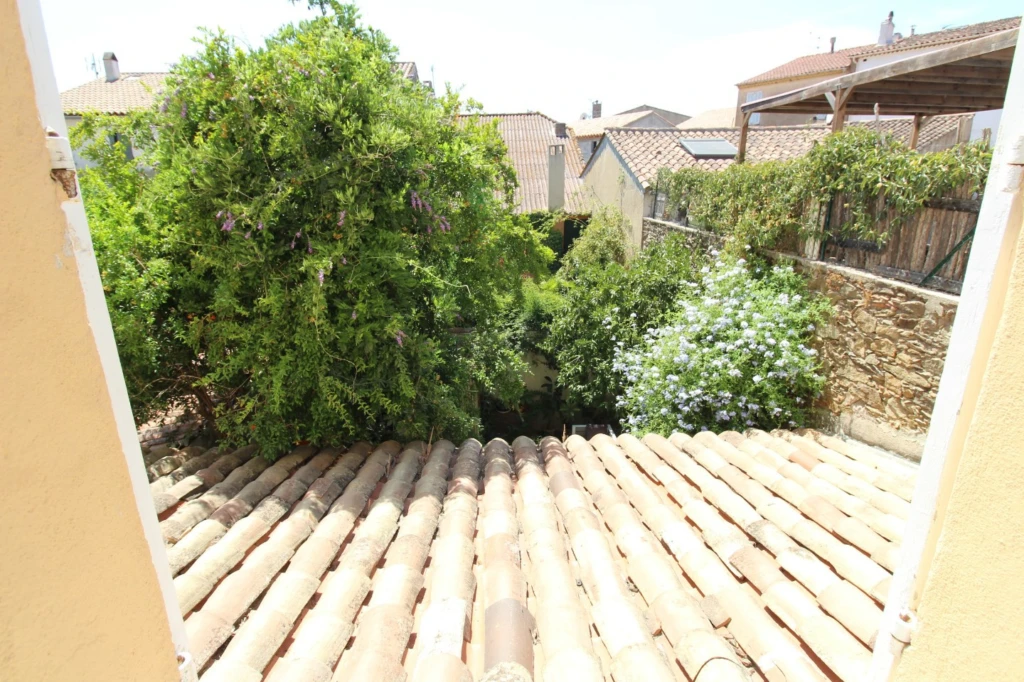 Cogolin – Centre ville – Lot de deux appartements 7