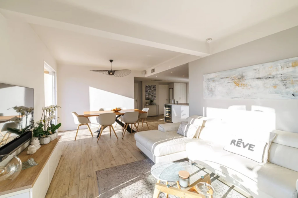 EZE BORD DE MER APPARTEMENT 4P VUE MER 4