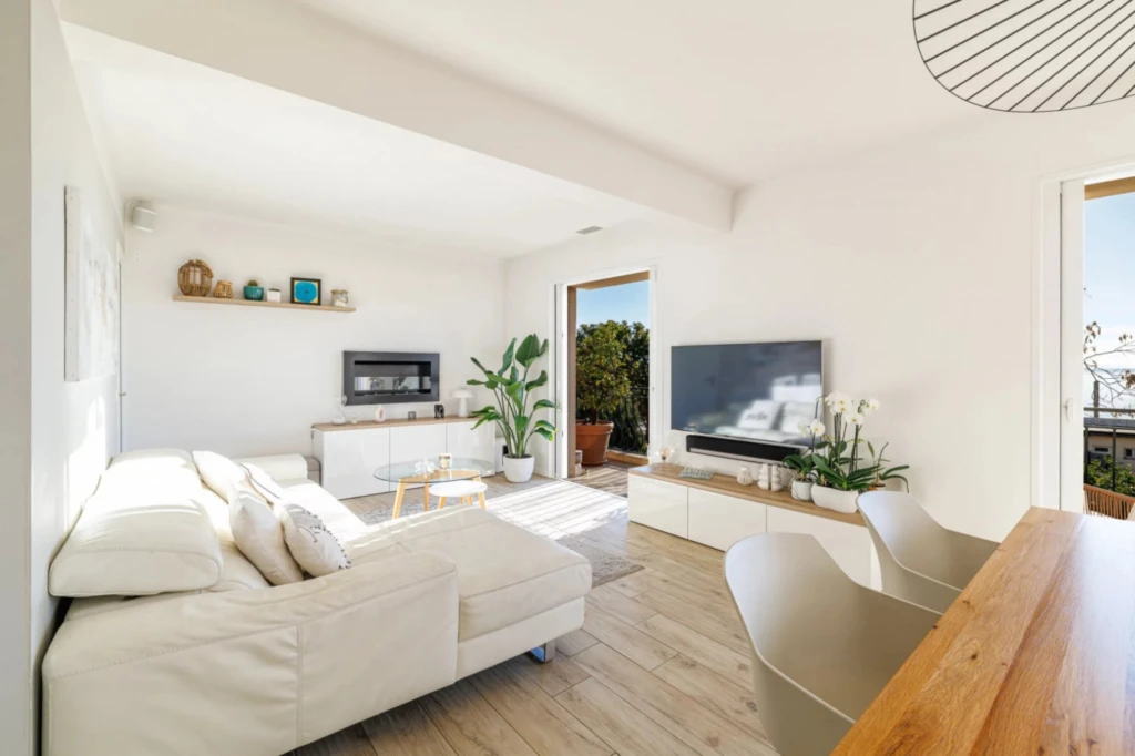EZE BORD DE MER APPARTEMENT 4P VUE MER 2