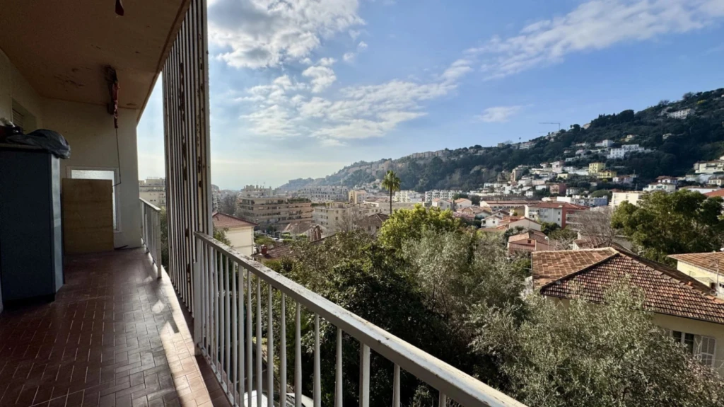 NICE NORD - APPARTEMENT 2 PIECES - TERRASSE VUE DEGAGEE 4