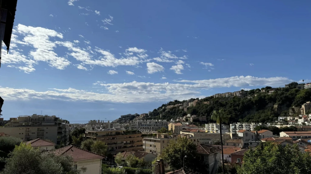 NICE NORD - APPARTEMENT 2 PIECES - TERRASSE VUE DEGAGEE 1