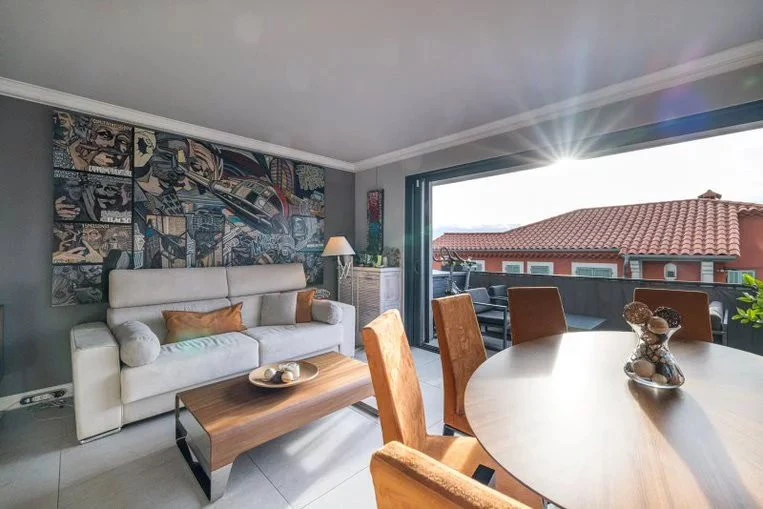 VILLEFRANCHE-SUR-MER, 2 PIÈCES, TERRASSE 11