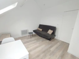 Studio moderne avec cuisine ouverte 1