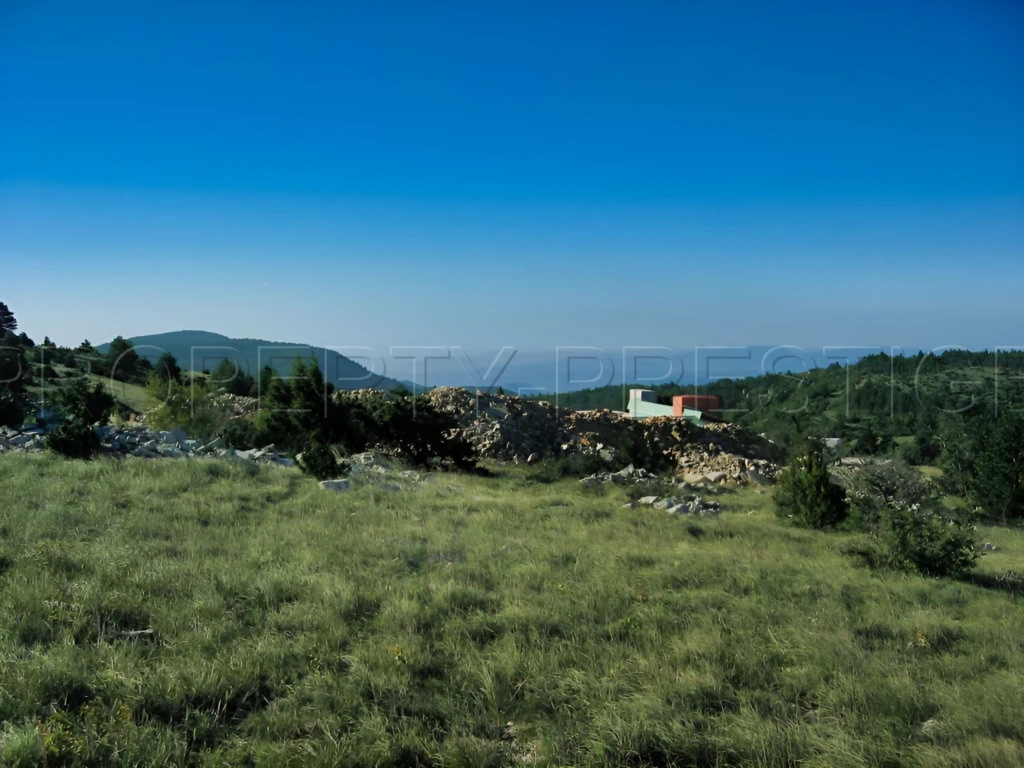 PAYS DE LODEVE DOMAINE D'EXCEPTION 30 HA 12
