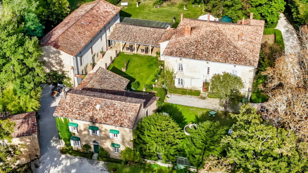 OCCITANIE DOMAINE MARIAGES EVENEMENTIEL 2,8 HA 1