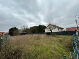 Terrain 472m2 avec liberté de projet 1
