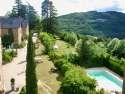 ARDECHE BELLE DEMEURE XVIIème 3
