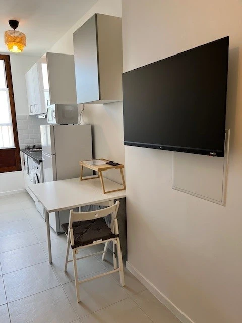 BUREAU + STUDIO 4
