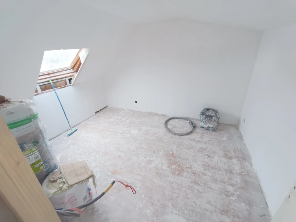 Maison 3 chambres à finir de rénover 7