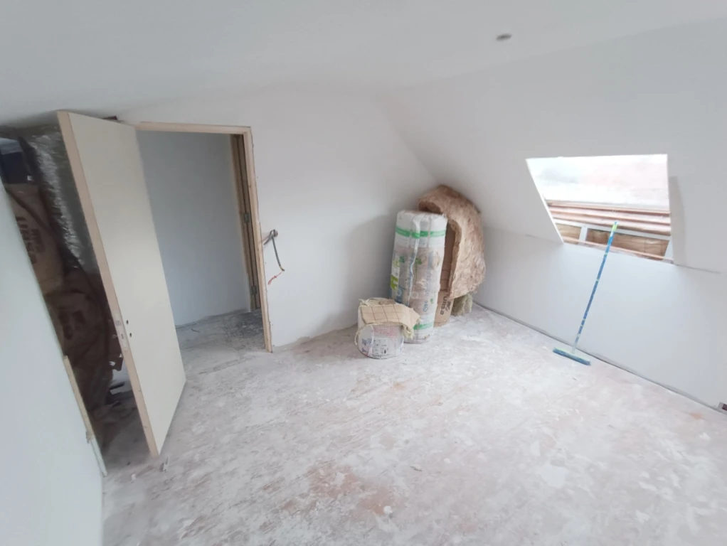 Maison 3 chambres à finir de rénover 8
