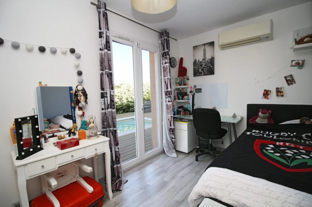 MAISON INDIVIDUELLE RÉCENTE - Secteur SAINT-PIERRE DE FÉRIC / COSTIÈRES - VUE DÉ 15