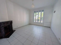 Appartement bon état à deux pas du RER B 2