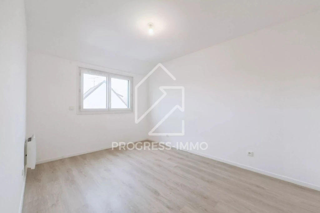 Maison de 85m² sur 238 m² terrain construction récente 15