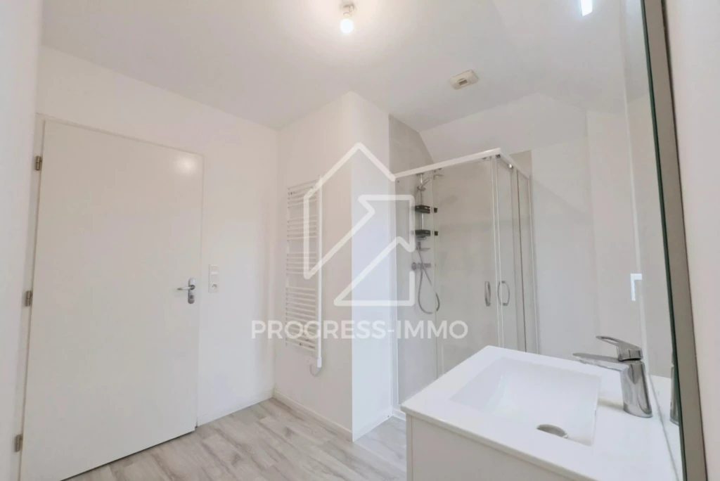 Maison de 85m² sur 238 m² terrain construction récente 11