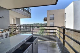 4 pièces lumineux, terrasse 11m2 3