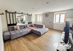 Maison familiale parfaitement rénovée de 220 m² 1