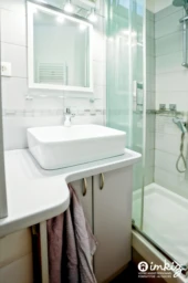 Paris 19ᵉ 2 pièces calme sur cour faibles charges 8