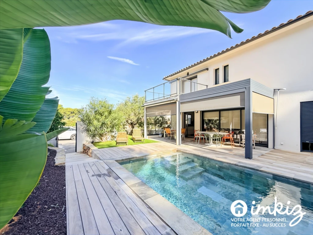Villa 4 suites - piscine - crique indiv - solarium 3