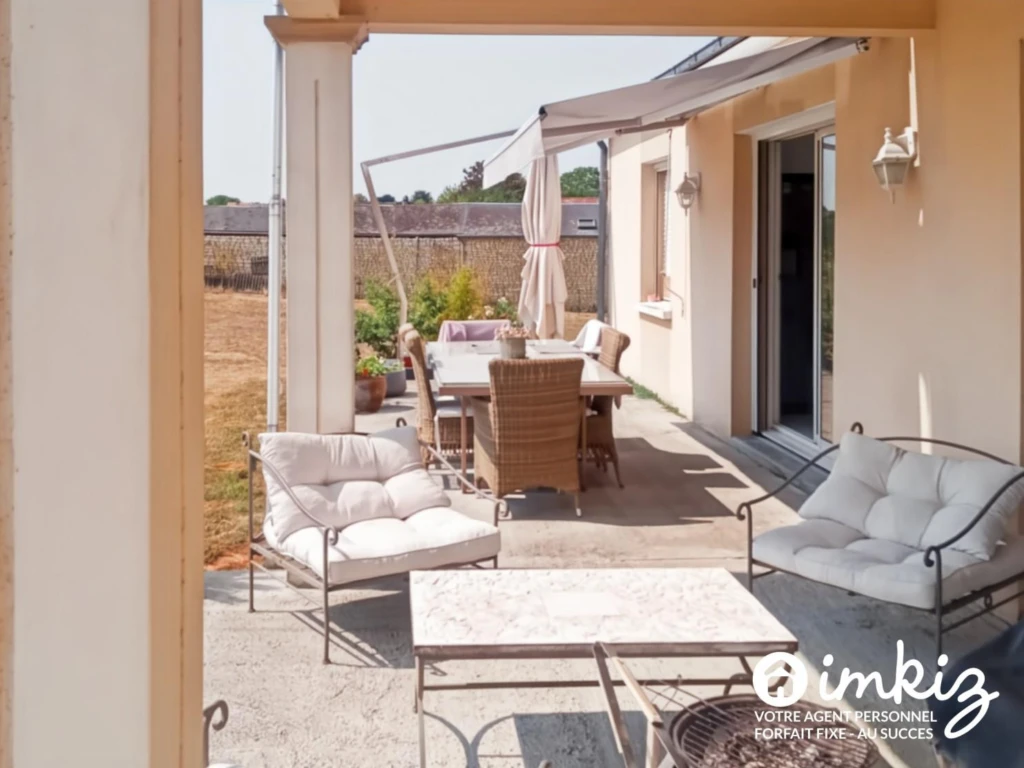 Maison 4 chambres avec vue campagne. 10