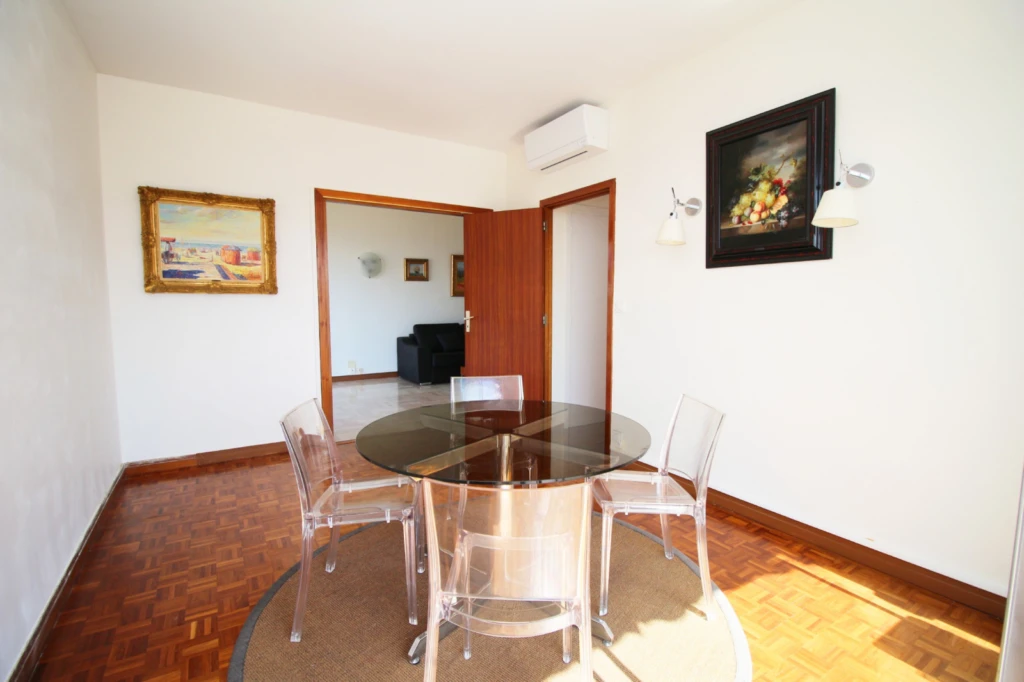 Appartement - 3 pièces - 76.0 m² 8