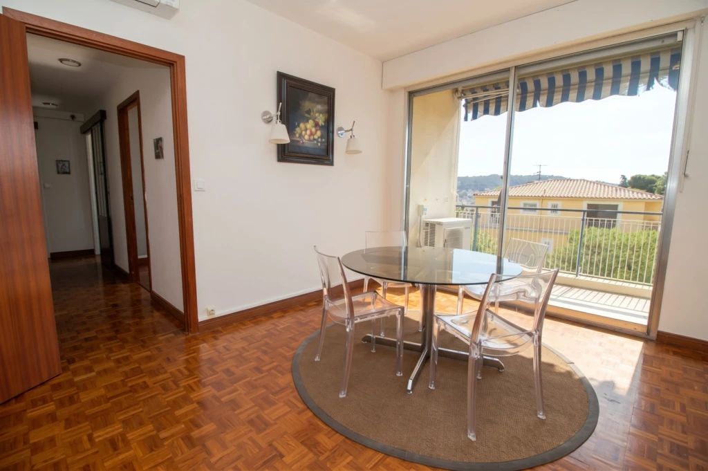 Appartement - 3 pièces - 76.0 m² 9