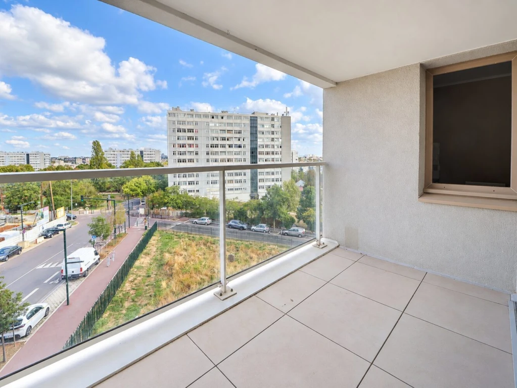 Appartement Lumineux - Résidence Récente 3