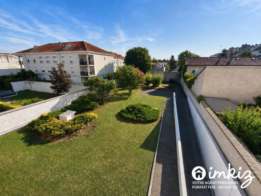 Montchat, 93m², annexes rares : garage + cave 25m² 13