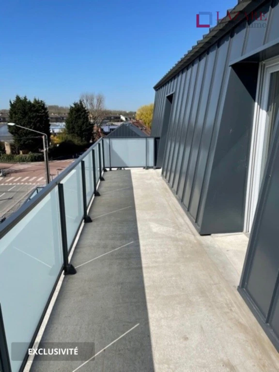 A LOUER T4 récent avec 2 parkings 4