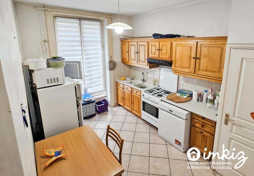 Superbe appartement T3/T4 avec clim, balcon et vue 9