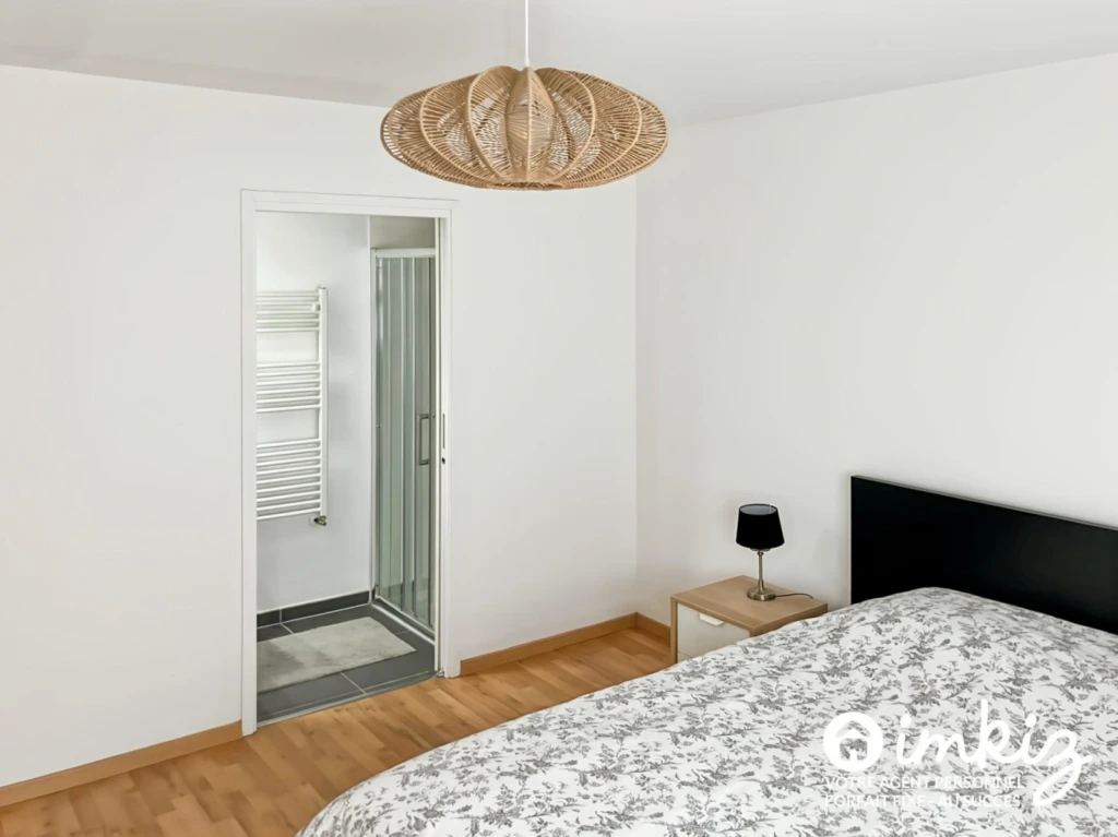 T4 en rez-de-jardin avec jardin et terrasse 5