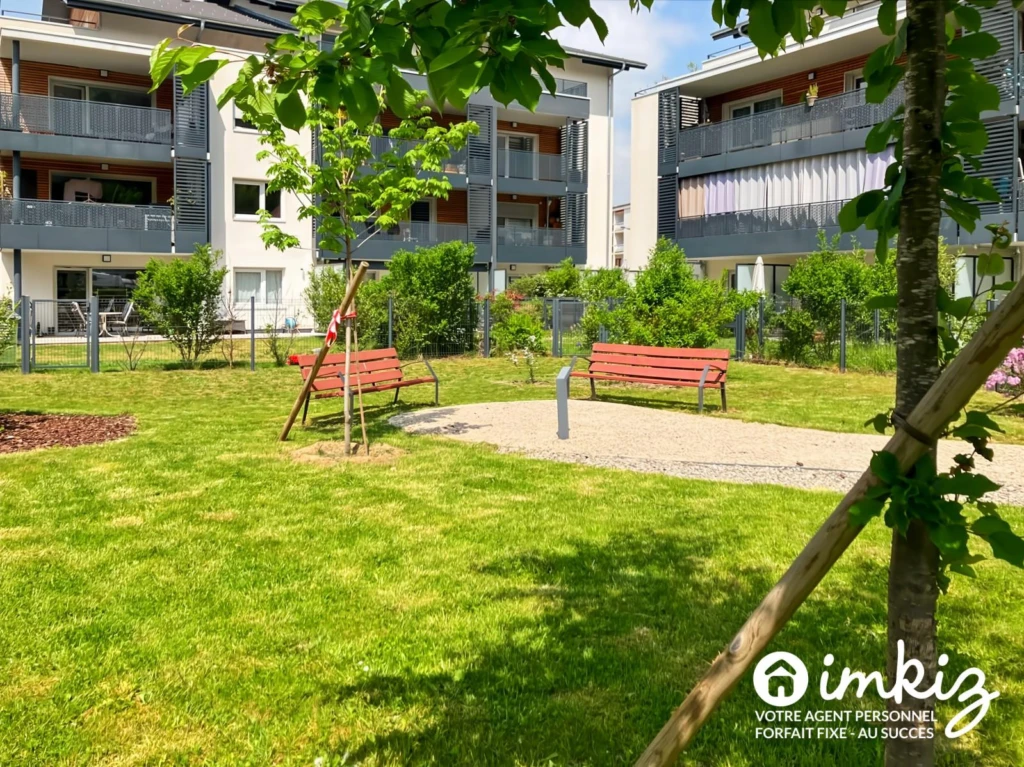 T4 en rez-de-jardin avec jardin et terrasse 9