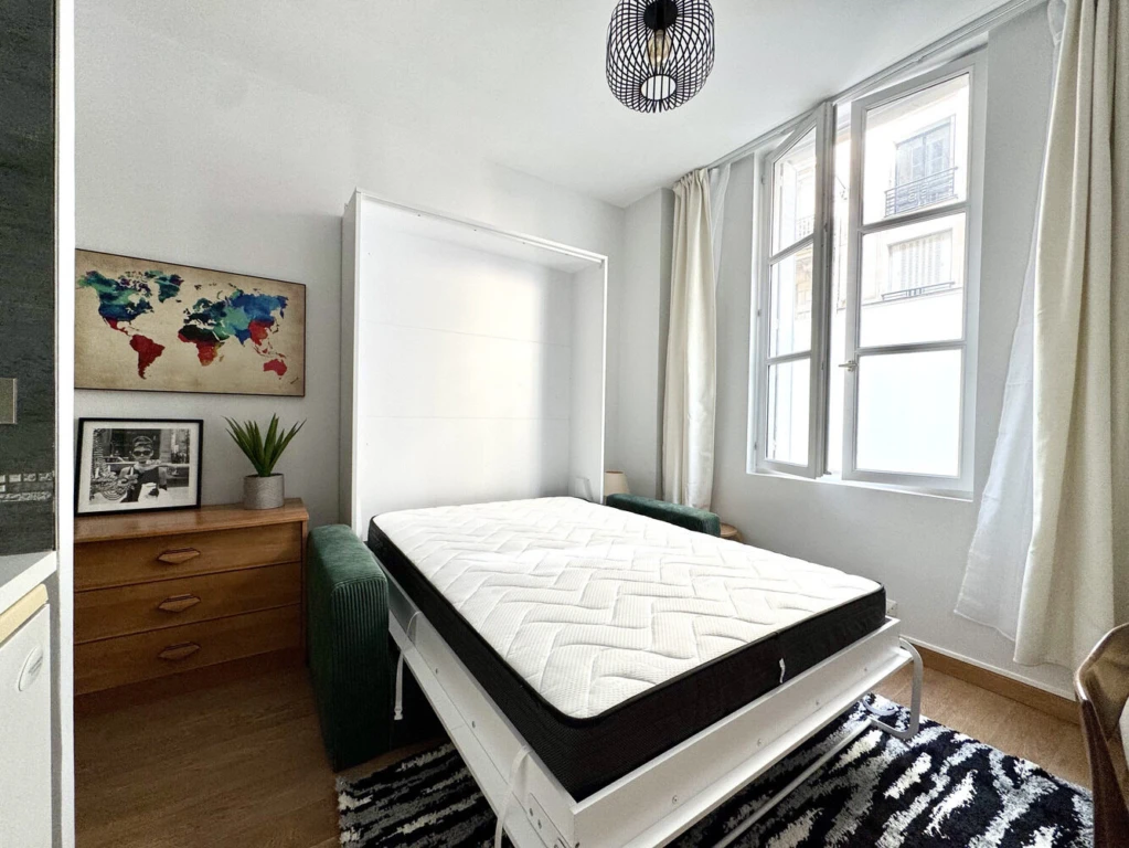 Appartement meublé rénové – Rue Duret, 75116 5