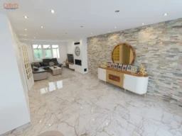 Pavillon 2 chambres, jardin, garage 3