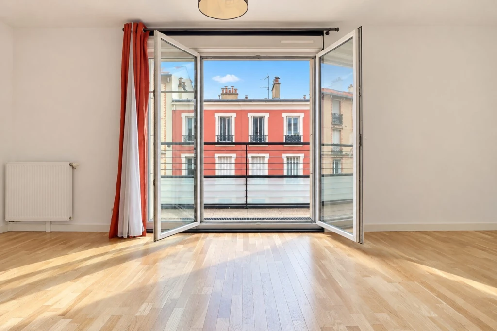 Montrouge – Superbe studio rénové avec balcon 4