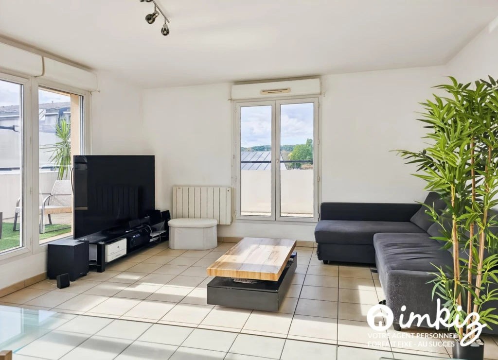 3 pièces de 66 m² au dernier étage avec terrasse 2