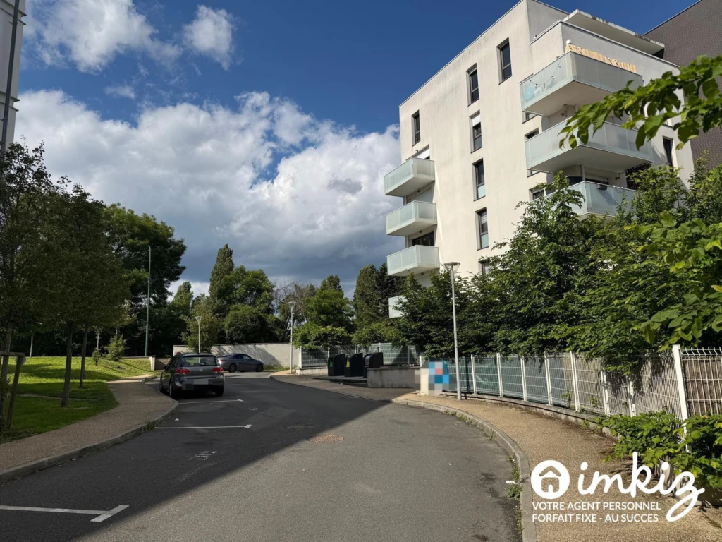 Appartement 4 pièces 75m² + Terrasse 29m² 10