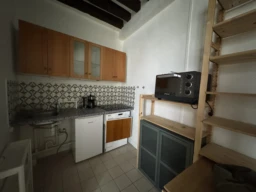 Charmant studio / calme absolu sur cour 2