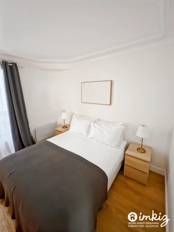 Paris 9e - 51 m² de caractère, parquet et cheminée 5
