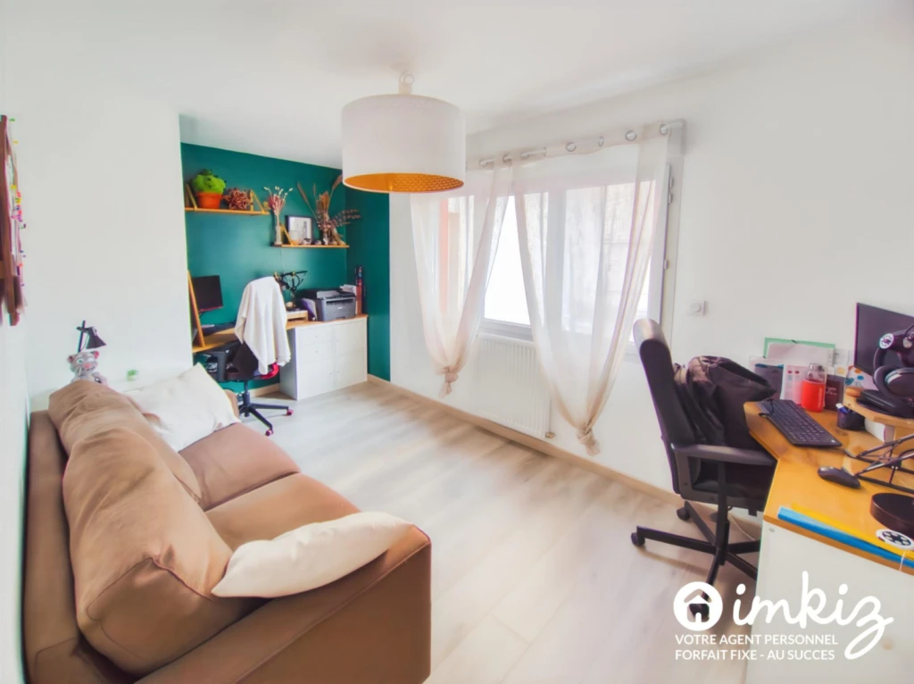 T4 récent de 75 m² avec jardin, terrasse et garage 7