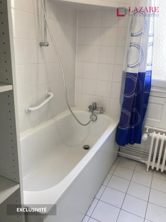 A LOUER, Paris XVème, très beau T4 avec cave 13